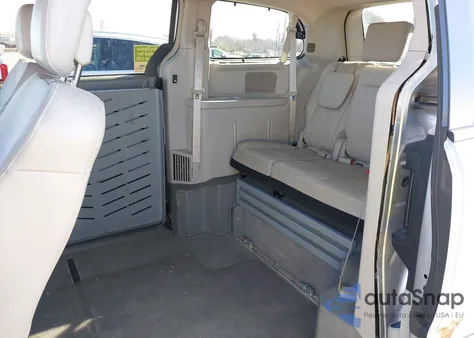 2012 Chrysler Town & Country Limited from USA, damaged, VIN 2C4RC1GG5CR327365